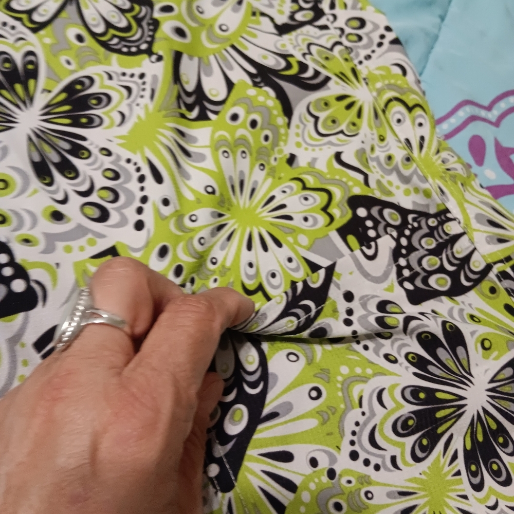 🐦‍🔥Med.couture 8415 M scrub top - Picture 4 of 8